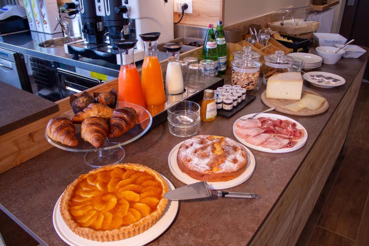 Garni Le Grigne Bed & Breakfast Barzio Exterior foto
